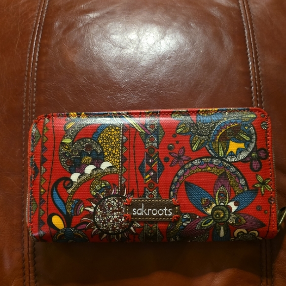 Sakroots Handbags - Sakroots Multicolor Floral Women's Wallet